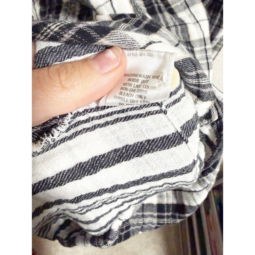 CP Shades Black and White Plaid Button-Down Shirt - Picture 4 of 6